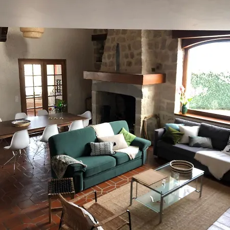 Maison Le Chouvel Nyaraló *