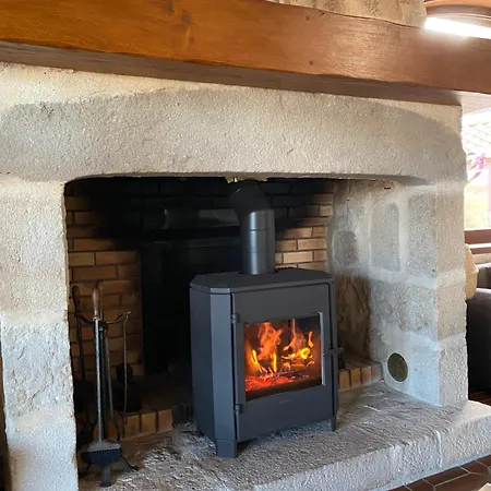 Maison Le Chouvel Nyaraló *