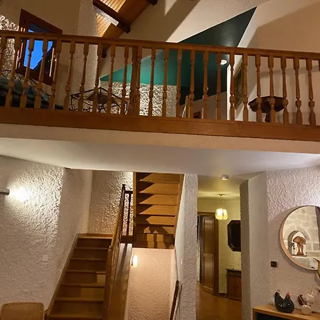 Maison Le Chouvel * Coucouron